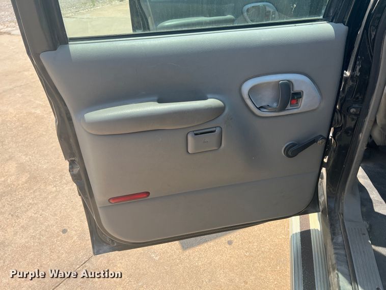 image for item HL9198 1997 Chevrolet Suburban C1500  SUV