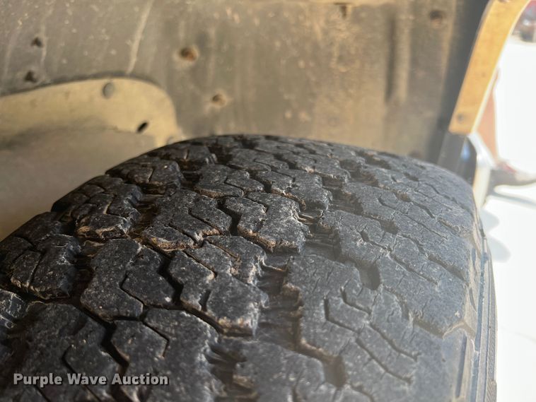 image for item HL9198 1997 Chevrolet Suburban C1500  SUV