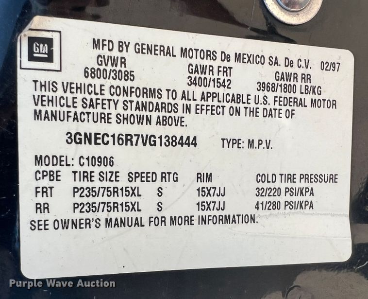 image for item HL9198 1997 Chevrolet Suburban C1500  SUV