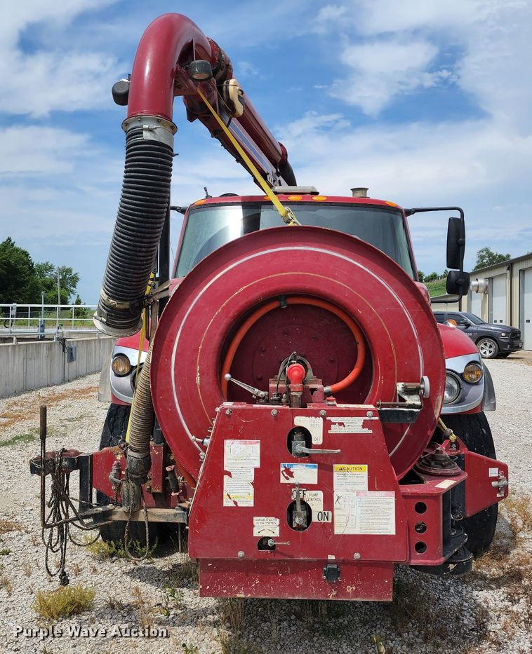 image for item JA9851 2008 International WorkStar 7400  sewer jetter truck