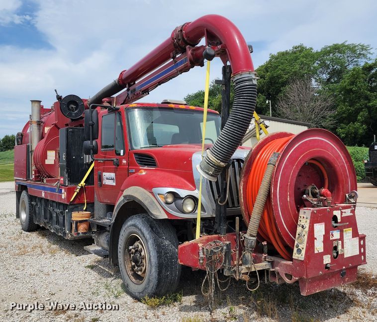 image for item JA9851 2008 International WorkStar 7400  sewer jetter truck