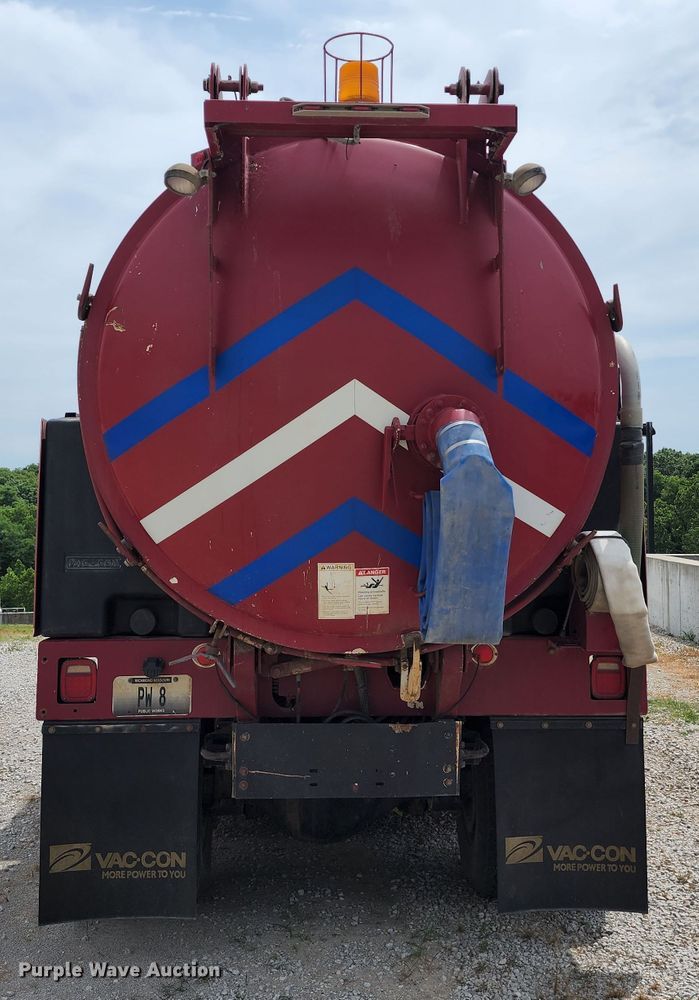 image for item JA9851 2008 International WorkStar 7400  sewer jetter truck