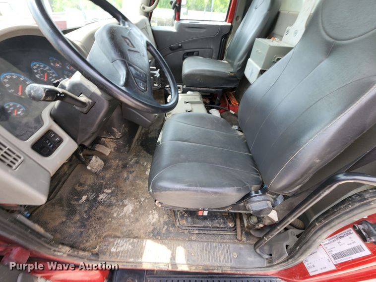 image for item JA9851 2008 International WorkStar 7400  sewer jetter truck