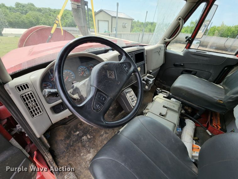 image for item JA9851 2008 International WorkStar 7400  sewer jetter truck