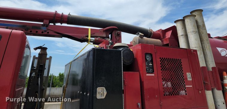 image for item JA9851 2008 International WorkStar 7400  sewer jetter truck