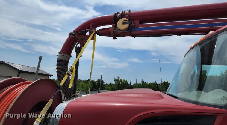 image for item JA9851 2008 International WorkStar 7400  sewer jetter truck