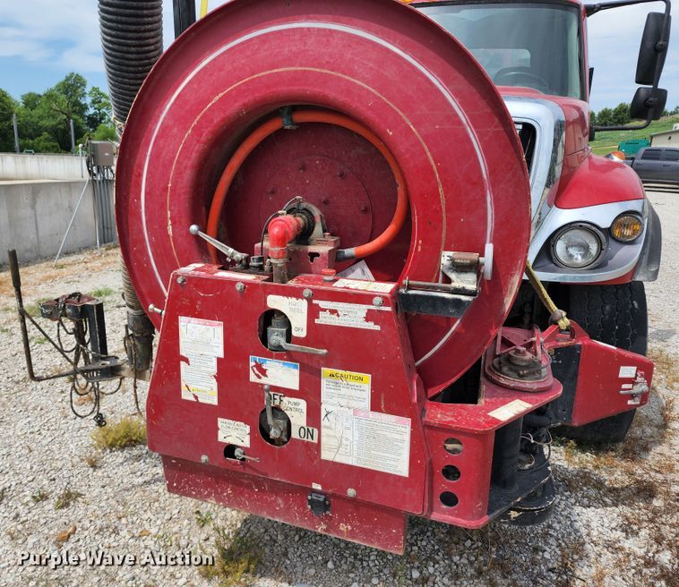 image for item JA9851 2008 International WorkStar 7400  sewer jetter truck