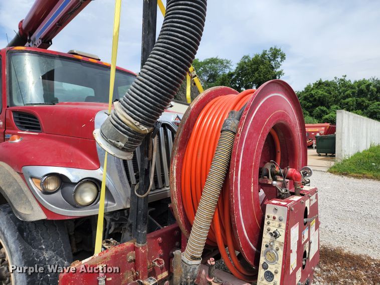 image for item JA9851 2008 International WorkStar 7400  sewer jetter truck