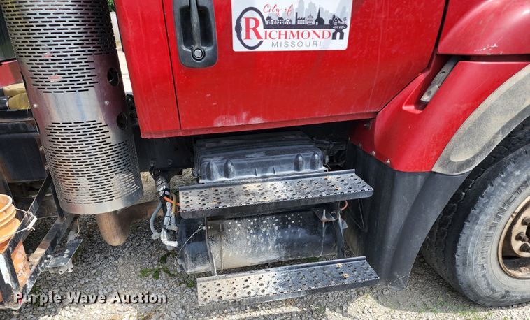 image for item JA9851 2008 International WorkStar 7400  sewer jetter truck