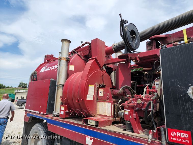 image for item JA9851 2008 International WorkStar 7400  sewer jetter truck