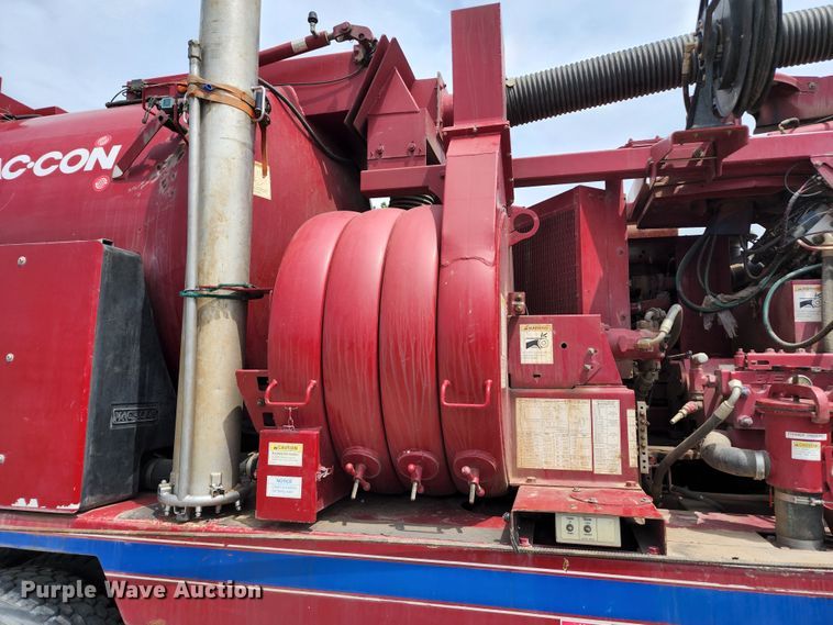 image for item JA9851 2008 International WorkStar 7400  sewer jetter truck