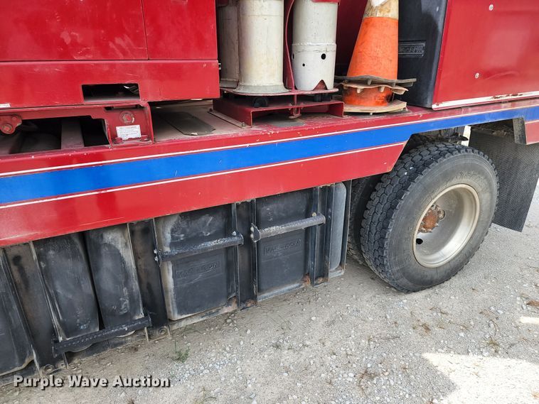 image for item JA9851 2008 International WorkStar 7400  sewer jetter truck