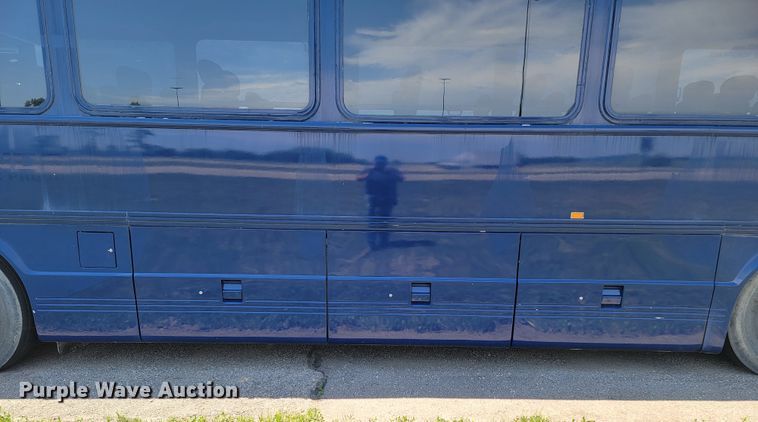 image for item JG9805 2001 Blue Bird  coach bus