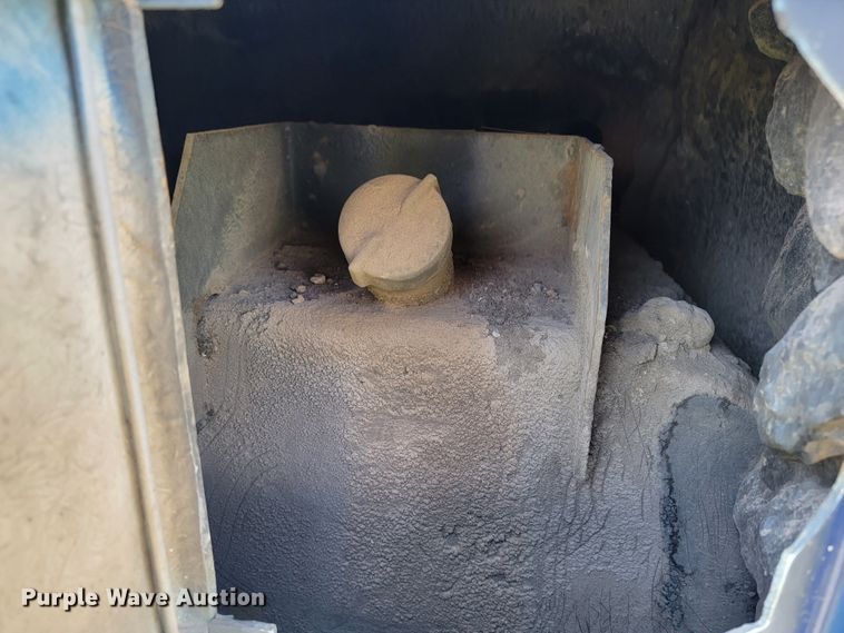 image for item JG9805 2001 Blue Bird  coach bus