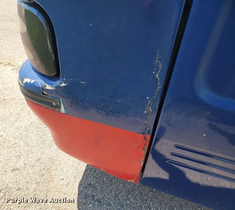 image for item JG9805 2001 Blue Bird  coach bus