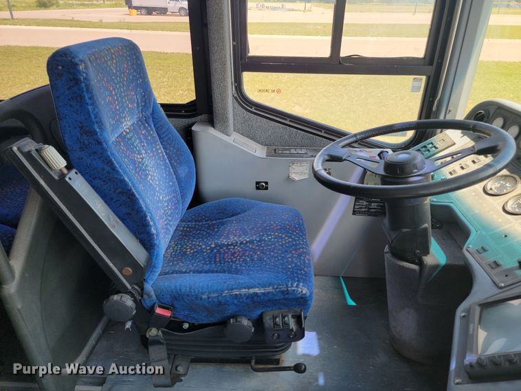 image for item JG9805 2001 Blue Bird  coach bus