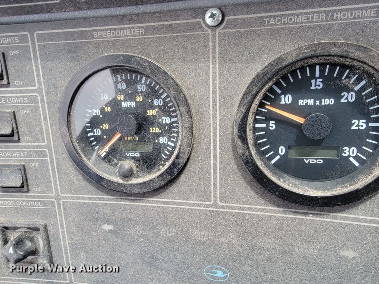 image for item JG9805 2001 Blue Bird  coach bus