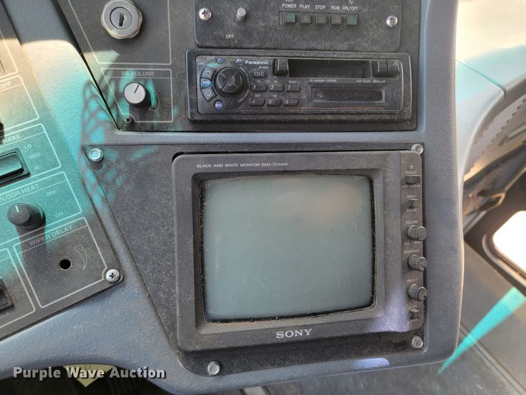 image for item JG9805 2001 Blue Bird  coach bus