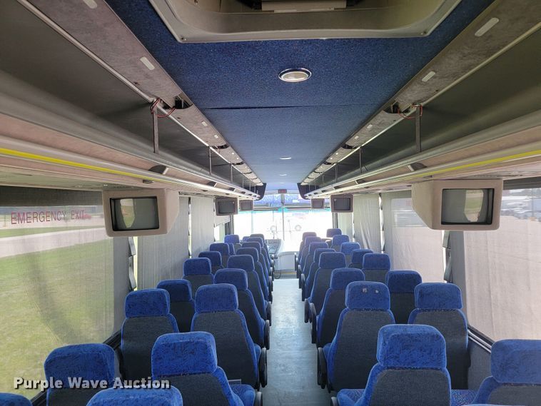 image for item JG9805 2001 Blue Bird  coach bus