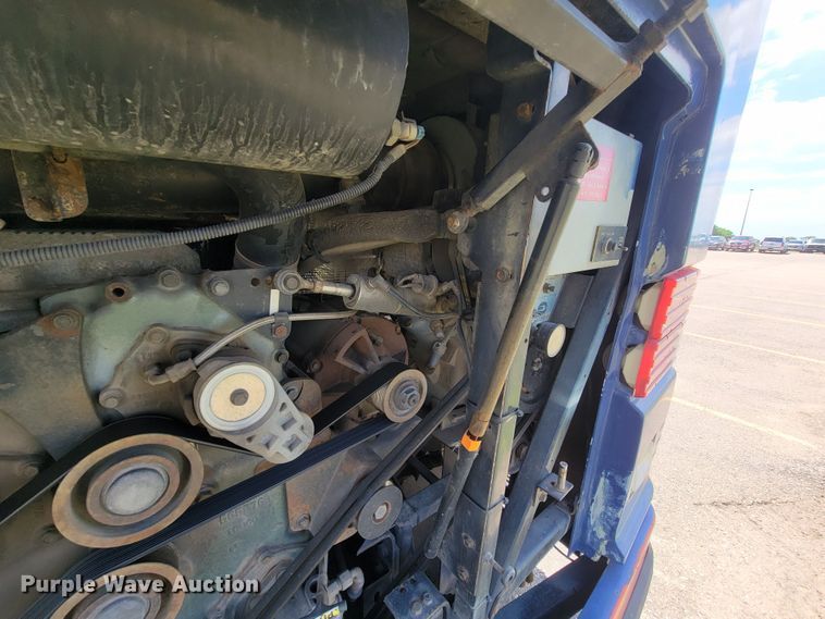 image for item JG9805 2001 Blue Bird  coach bus