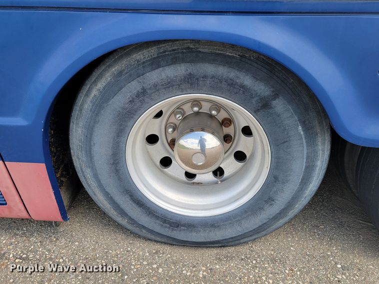 image for item JG9805 2001 Blue Bird  coach bus