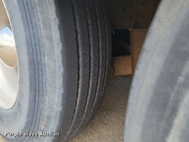 image for item JG9805 2001 Blue Bird  coach bus