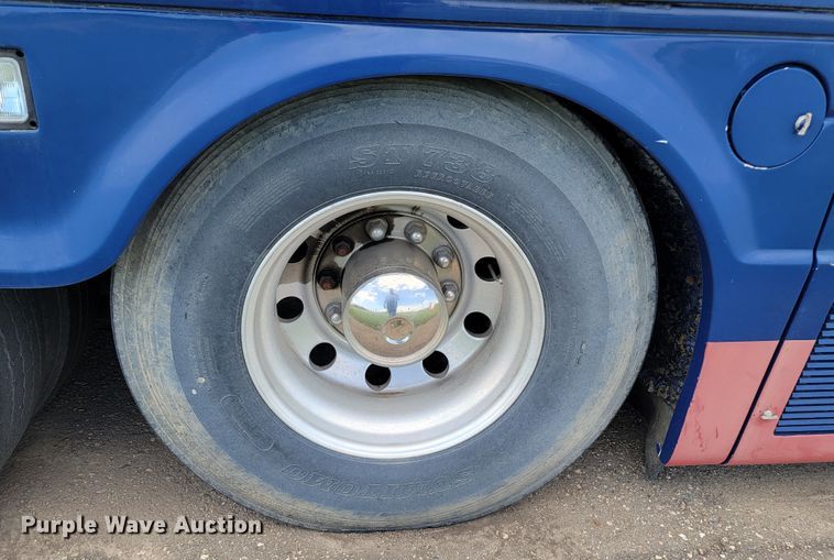 image for item JG9805 2001 Blue Bird  coach bus