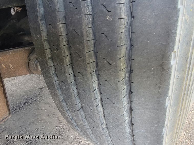 image for item JG9805 2001 Blue Bird  coach bus