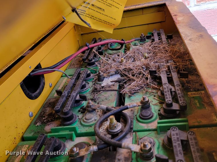 image for item JG9829 Wesley International PC-442-8SA  golf cart