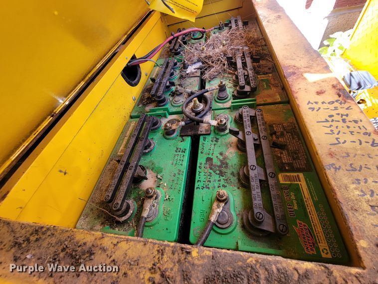 image for item JG9829 Wesley International PC-442-8SA  golf cart