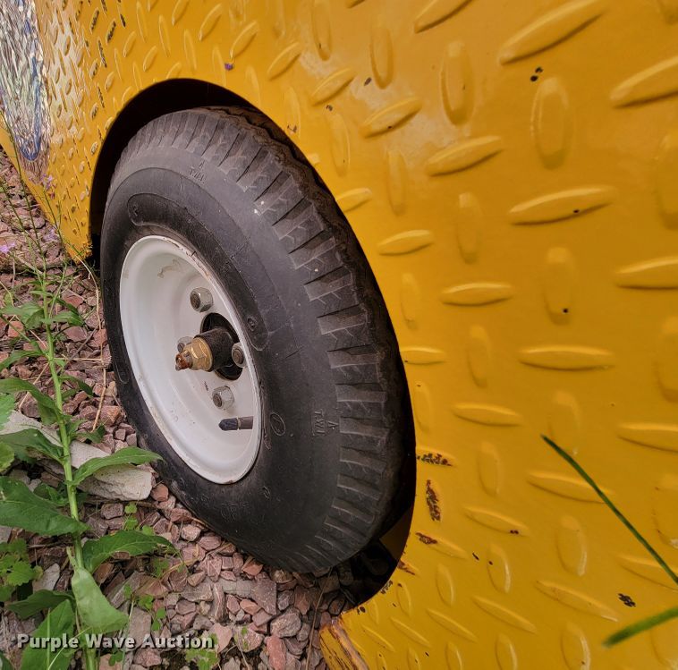 image for item JG9829 Wesley International PC-442-8SA  golf cart