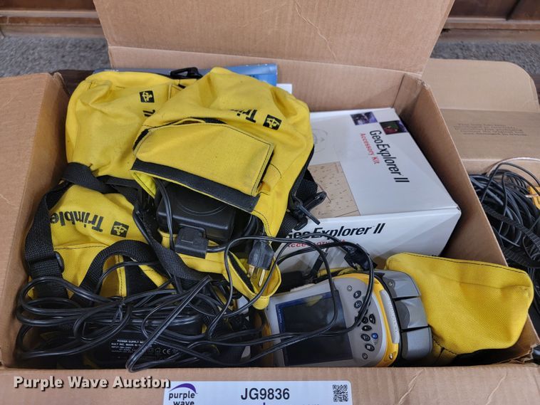 image for item JG9836 (5) Trimble GPS units