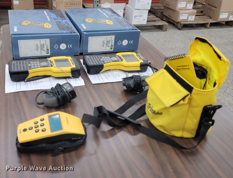 image for item JG9842 (5) Trimble GPS units