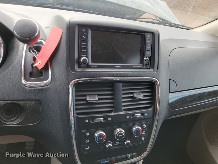 image for item JG9852 2018 Dodge Grand Caravan  van