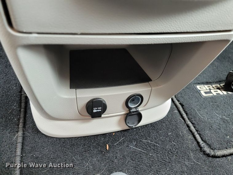 image for item JG9852 2018 Dodge Grand Caravan  van