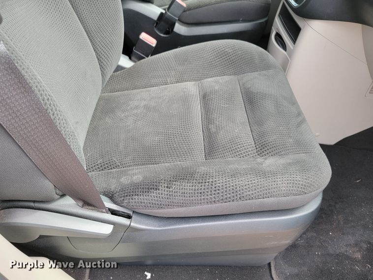 image for item JG9852 2018 Dodge Grand Caravan  van