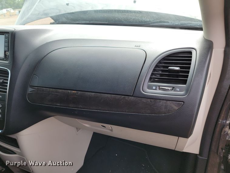 image for item JG9852 2018 Dodge Grand Caravan  van