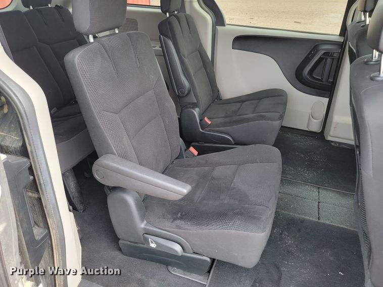 image for item JG9852 2018 Dodge Grand Caravan  van