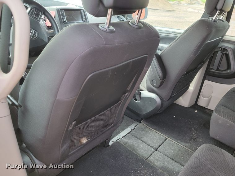 image for item JG9852 2018 Dodge Grand Caravan  van