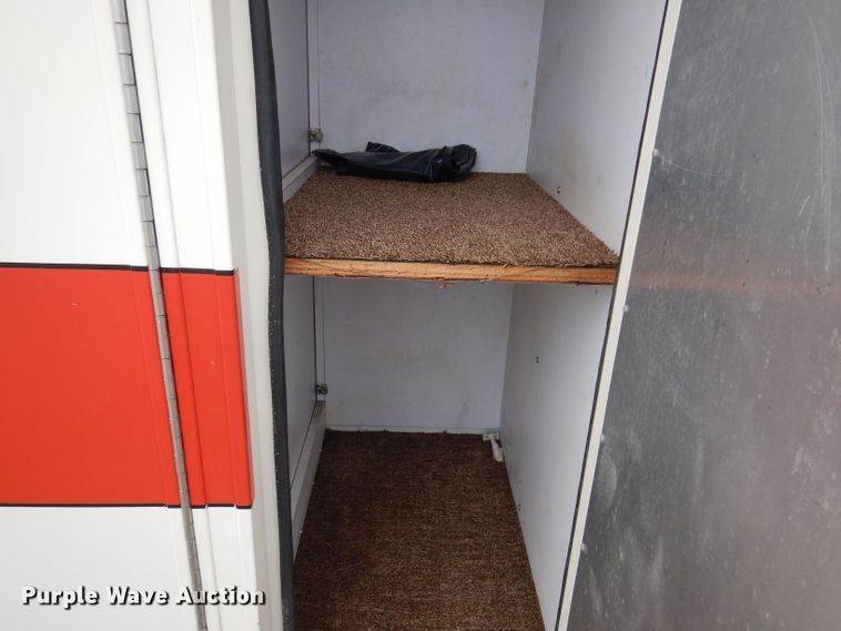 image for item JH9700 1986 Ford E350  ambulance