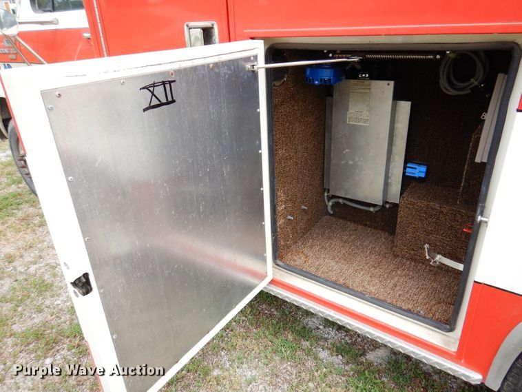 image for item JH9700 1986 Ford E350  ambulance