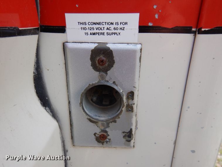 image for item JH9700 1986 Ford E350  ambulance