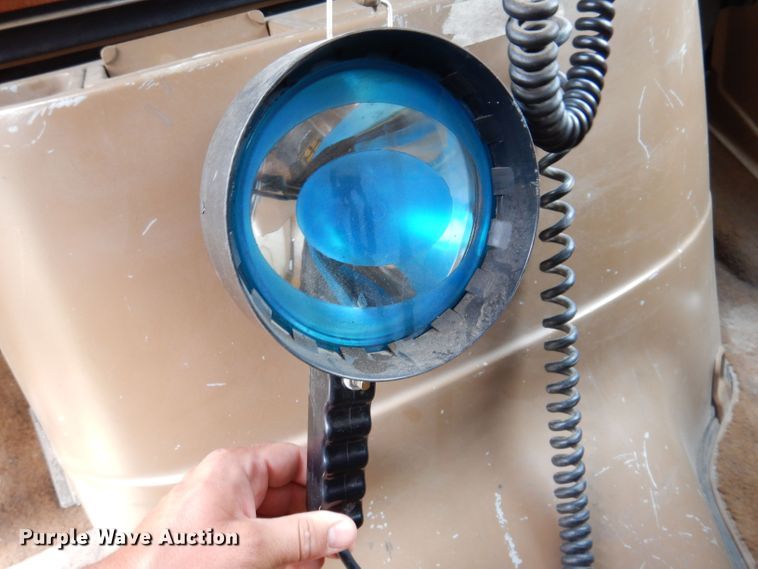 image for item JH9700 1986 Ford E350  ambulance