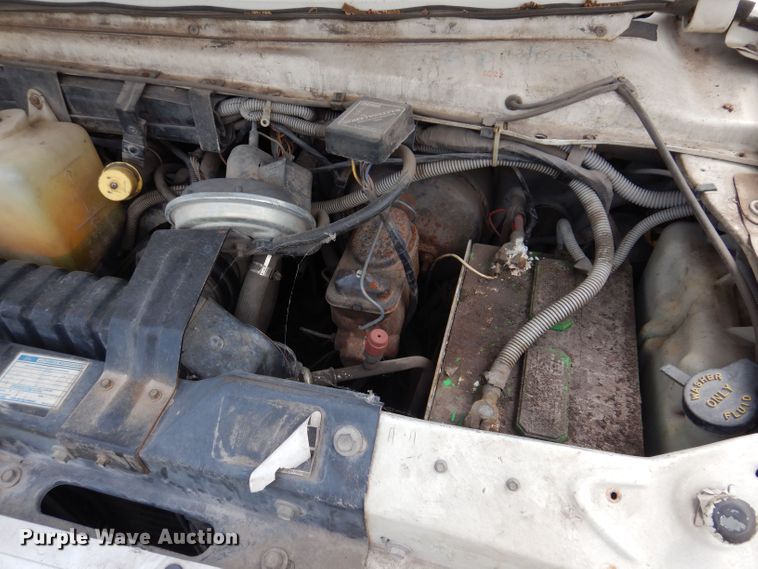 image for item JH9700 1986 Ford E350  ambulance