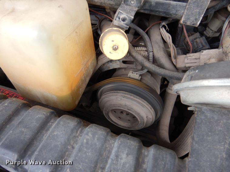 image for item JH9700 1986 Ford E350  ambulance