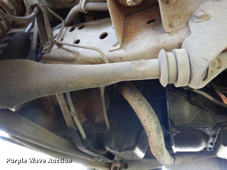 image for item JH9700 1986 Ford E350  ambulance