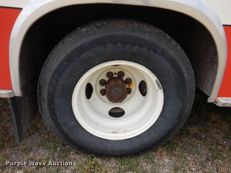 image for item JH9700 1986 Ford E350  ambulance