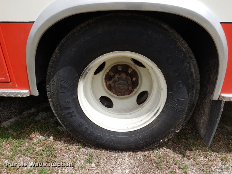 image for item JH9700 1986 Ford E350  ambulance