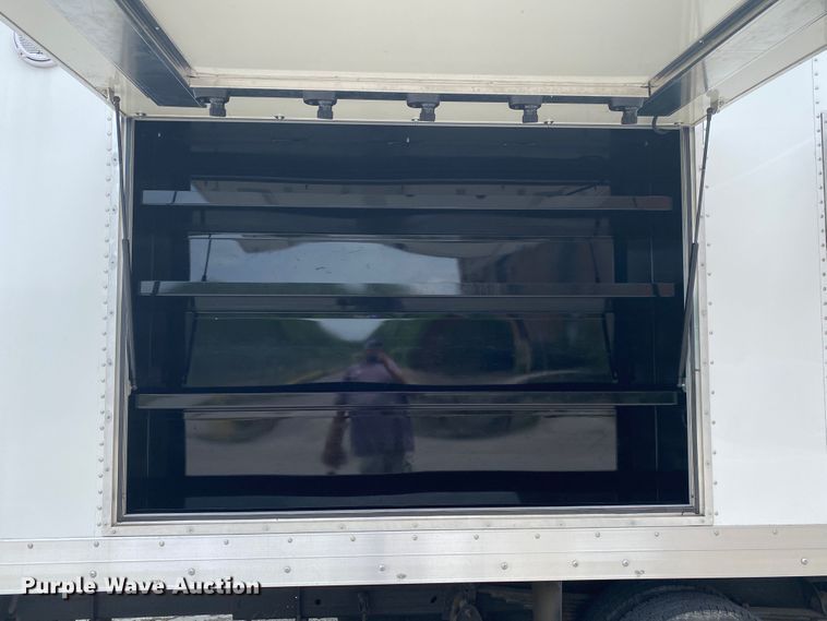 image for item JK9938 2013 Chevrolet Express  box truck