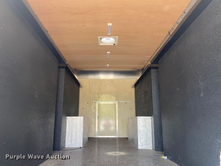 image for item JK9938 2013 Chevrolet Express  box truck